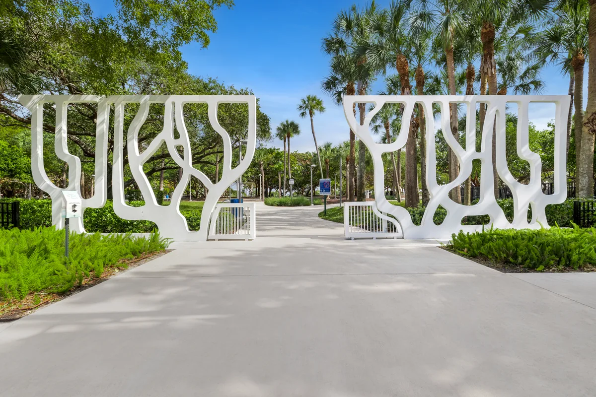Signature entry gates, maintained by Everglades Environmental Care