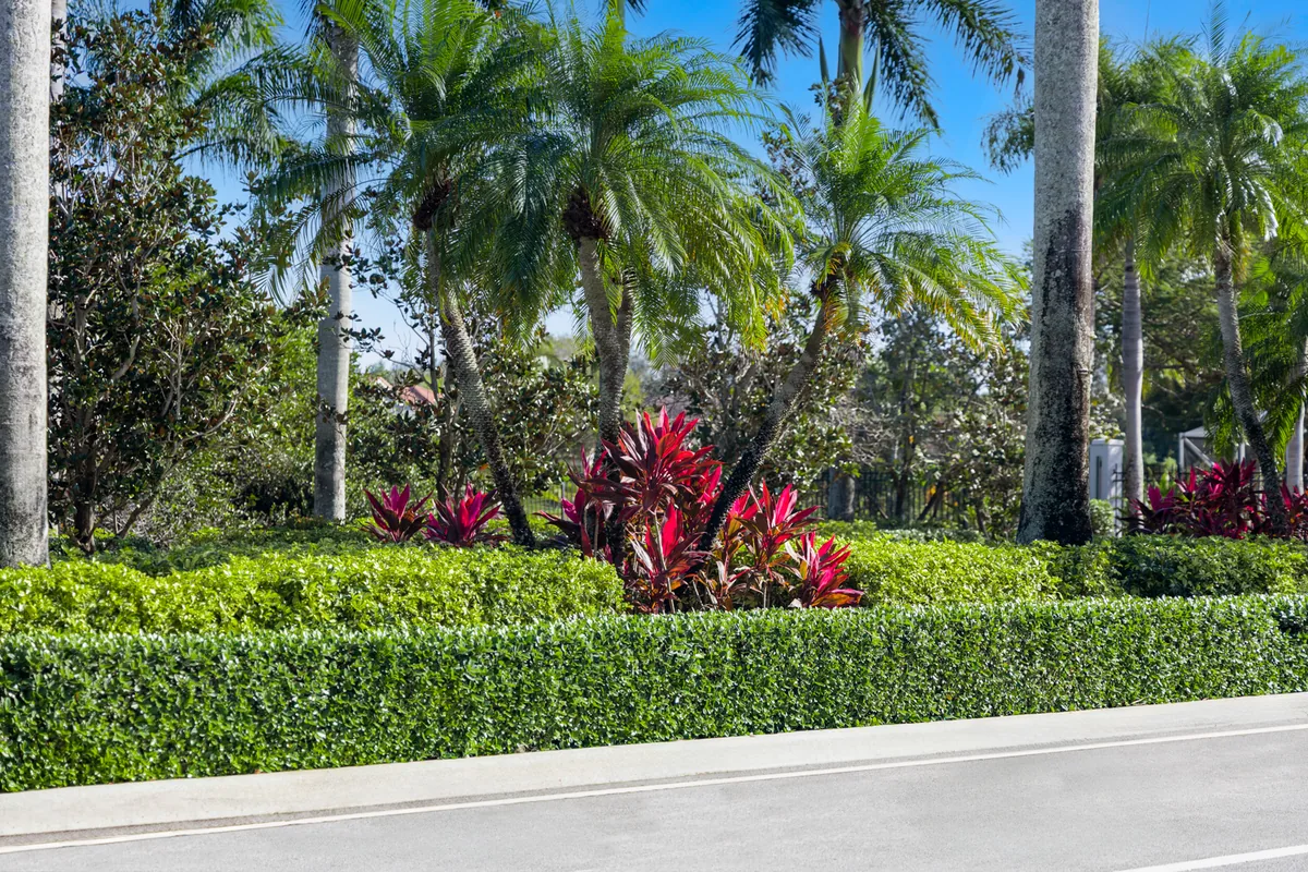 A master-planned community maintained by Everglades Environmental Care